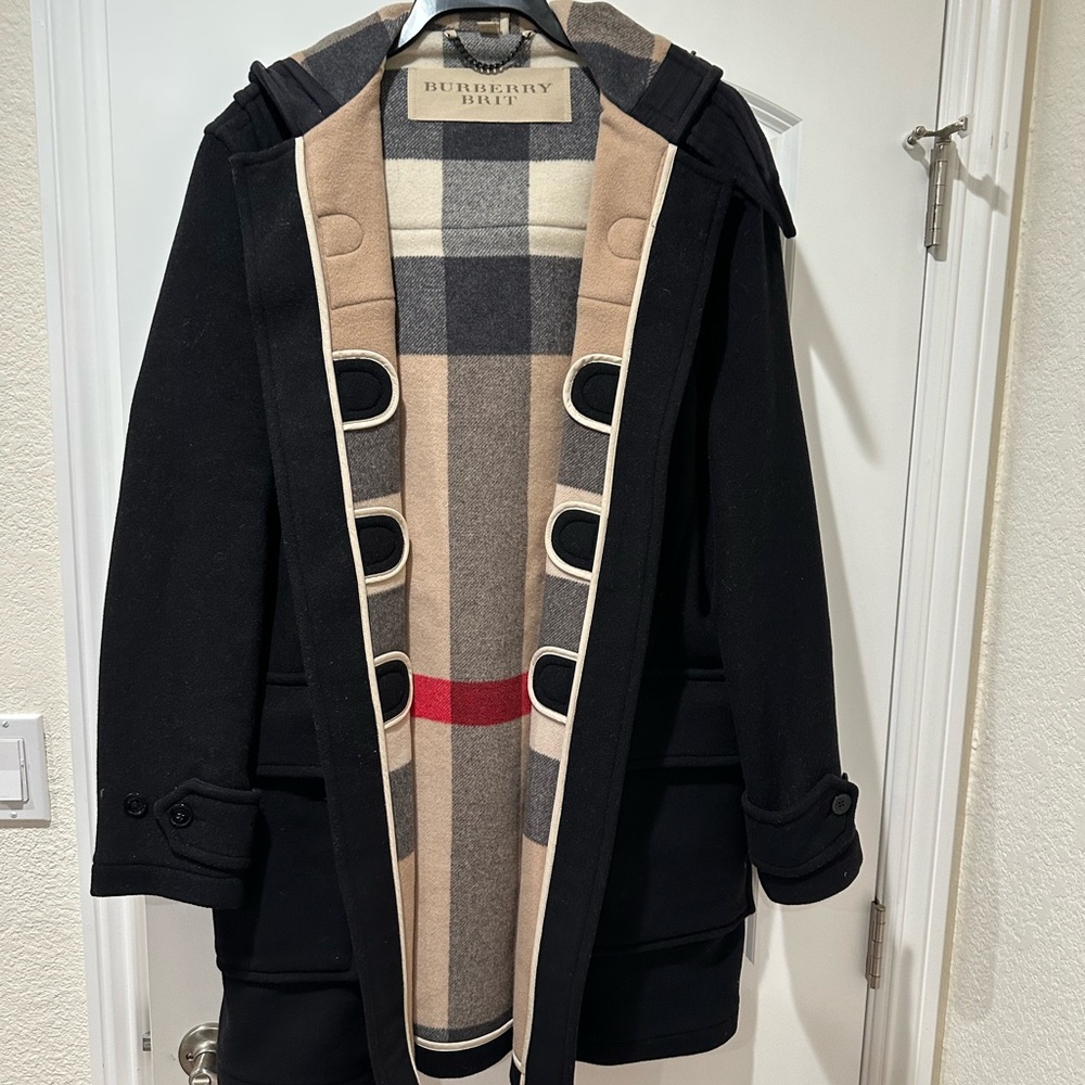 Burberry Black Trench Coat Modern Tailored Design 80% Wool Men